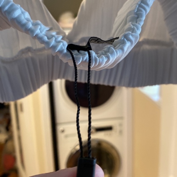 BOOHOO White Bra Top - Picture 3 of 3